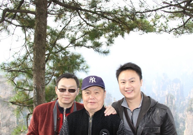 我公司旅游策劃師鄧永福與國家旅游局巡事員、原中國旅游報(bào)總編輯